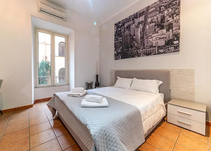 Cristel Cozy - Termini Train Station B&B
