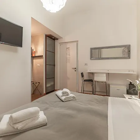 Cristel Cozy - Termini Train Station Bed & Breakfast